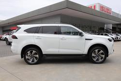 2025 Isuzu MU-X LS-T