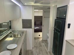 2025 Essential Caravans Cruiser V10 22'10'