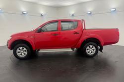 2015 Mitsubishi Triton GLX