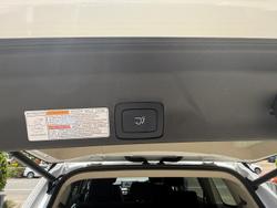 2025 LDV D90 Executive