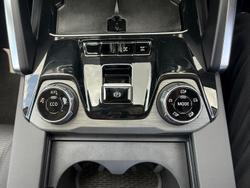 2025 LDV D90 Executive