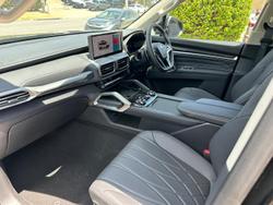 2025 LDV D90 Executive