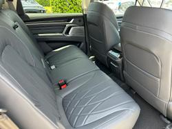 2025 LDV D90 Executive