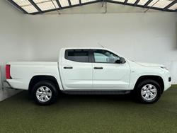 2025 Mitsubishi Triton GLX+