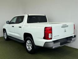 2025 Mitsubishi Triton GLX+