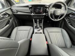 2025 Isuzu MU-X LS-T