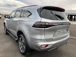 2025 Isuzu MU-X LS-T