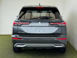 2025 Mitsubishi
                Outlander LS