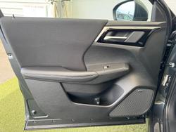 2025 Mitsubishi
                Outlander LS