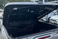 2021 Toyota
Hilux SR