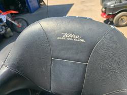 2011 HARLEY-DAVIDSON FLHTCUSE6 CVO U/C ELECTRAGLIDE Black/Red