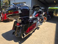 2011 HARLEY-DAVIDSON FLHTCUSE6 CVO U/C ELECTRAGLIDE Black/Red