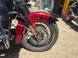 2011 HARLEY-DAVIDSON FLHTCUSE6 CVO U/C ELECTRAGLIDE Black/Red
