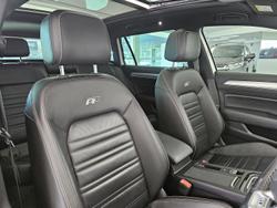 2019 Volkswagen Passat 206TSI R-Line