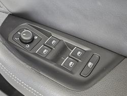 2019 Volkswagen Passat 206TSI R-Line