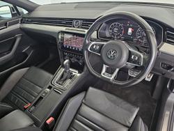 2019 Volkswagen Passat 206TSI R-Line