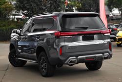 2025 LDV D90 Executive