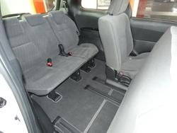 2017 Toyota Tarago GLi