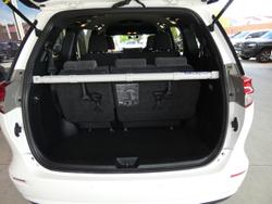 2017 Toyota Tarago GLi