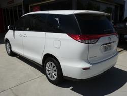 2017 Toyota Tarago GLi