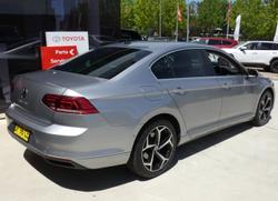 2022 Volkswagen Passat 140TSI Business