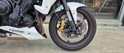 2013 Triumph STREET TRIPLE R (NON ABS) WHITE