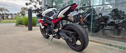 2013 Triumph STREET TRIPLE R (NON ABS) WHITE