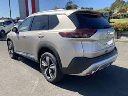 2025 Nissan X-TRAIL TI
