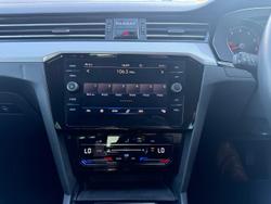 2022 Volkswagen
Passat 140TSI Business