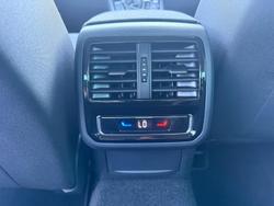 2022 Volkswagen
Passat 140TSI Business