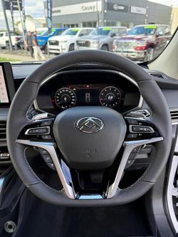 2025 LDV D90 Executive