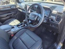 2022 Ford
                Everest Ambiente