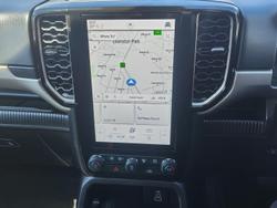 2022 Ford
                Everest Ambiente