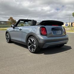 2025 MINI
                Cooper C Classic