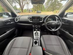 2022 Hyundai
Venue Elite