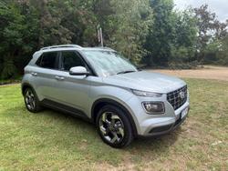 2022 Hyundai
Venue Elite