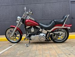 2008 Harley-Davidson Softail Custom 1584 (FXSTC) Softail Red