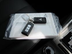 2023 Mitsubishi Triton Xtreme