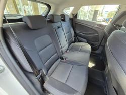 2017 Hyundai
                Tucson Active