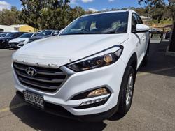 2017 Hyundai
                Tucson Active