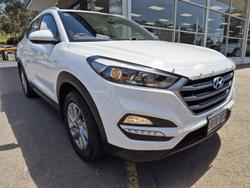 2017 Hyundai
                Tucson Active