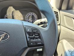 2017 Hyundai
                Tucson Active