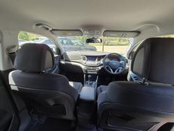 2017 Hyundai
                Tucson Active