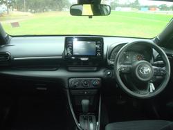 2020 Toyota Yaris Ascent Sport