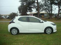 2020 Toyota Yaris Ascent Sport