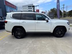 2022 Toyota Landcruiser VX FJA300R 4X4 Dual Range