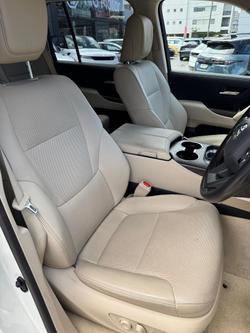 2022 Toyota Landcruiser VX