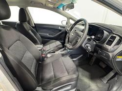 2013 Kia Cerato Si