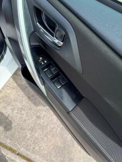 2012 Toyota Corolla Ascent Sport ZRE152R Glacier White