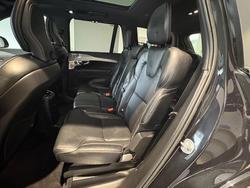 2022 Volvo XC90 Recharge Ultimate T8 Plug-In Hybrid MY23 AWD Onyx Black